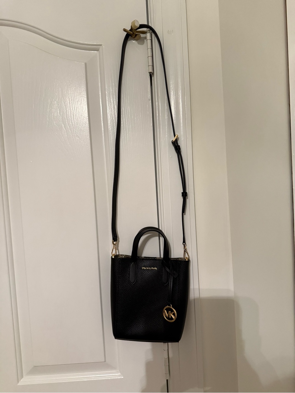 NWT Michael Kors Black Purse - Picture 2 of 6